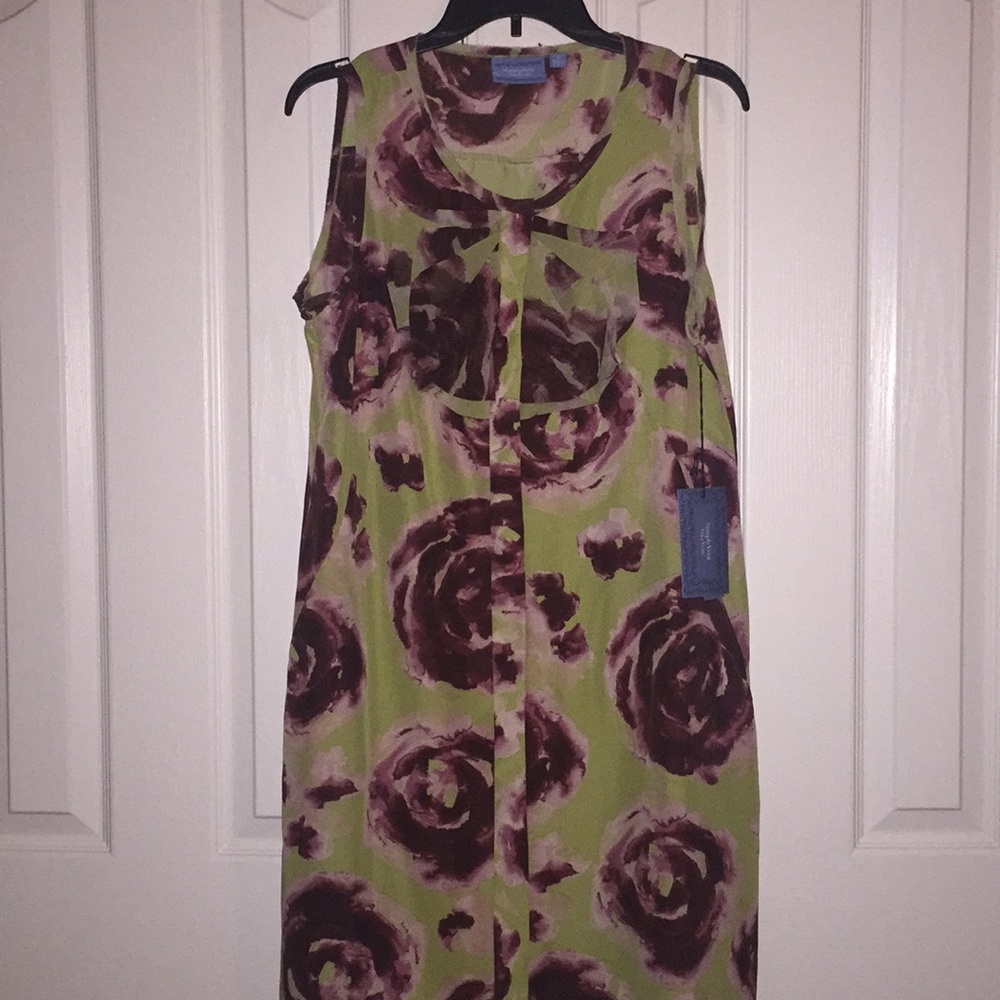 VeraWang Sleeveless dress with pockets size 12
